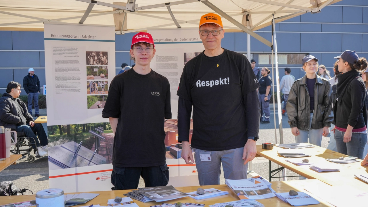 Kundgebung zum Tag gegen Rassismus bei Salzgitter Flachstahl