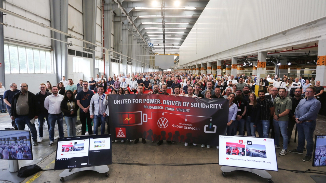 Betriebsversammlung am Volkswagen Standort Salzgitter