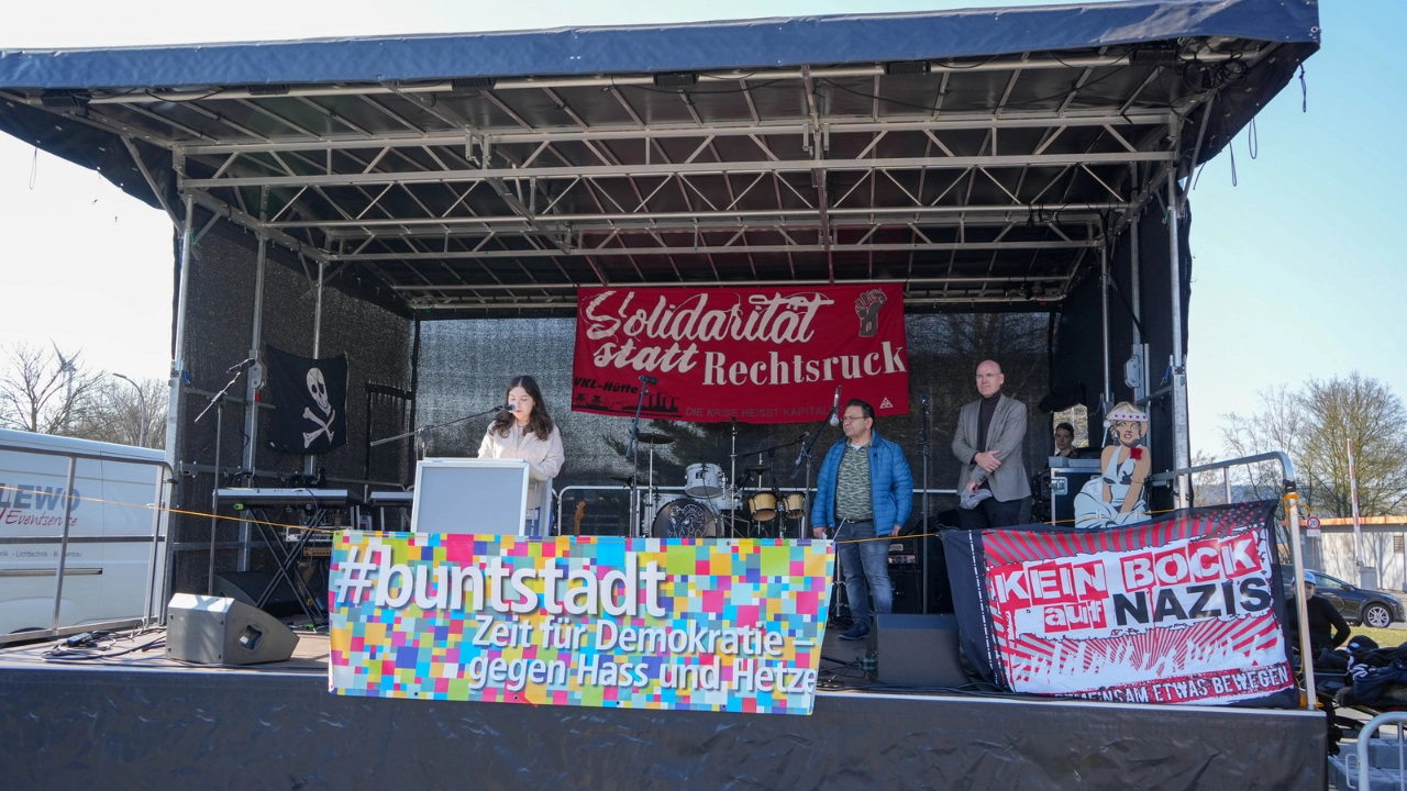 Kundgebung zum Tag gegen Rassismus bei Salzgitter Flachstahl