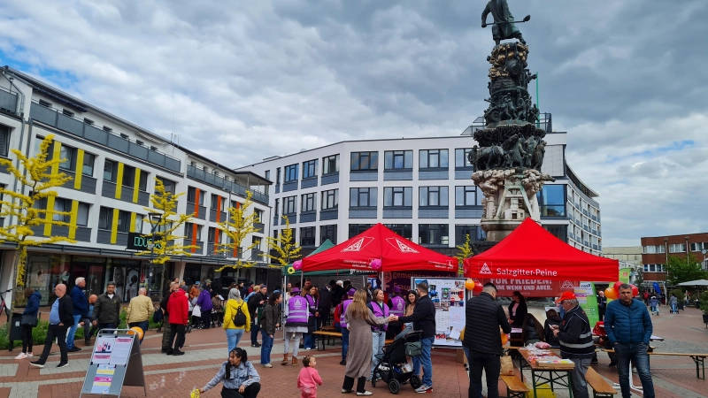 Friedensfest am Monument