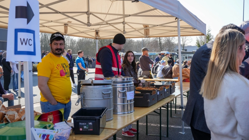 Kundgebung zum Tag gegen Rassismus bei Salzgitter Flachstahl